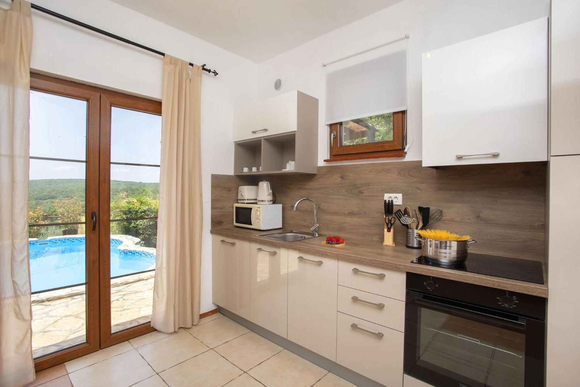 Holiday Home Deborah With Private Pool Labin  Exteriör bild